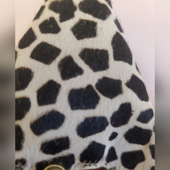HALOGEN Owen Pointy Toe Ghillie Flats Giraffe Printed Womens Size 6.5 - Picture 5 of 5